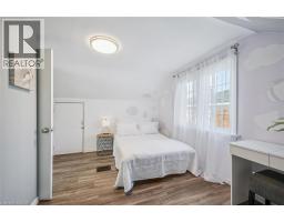 380 DUNDAS Street S - 16