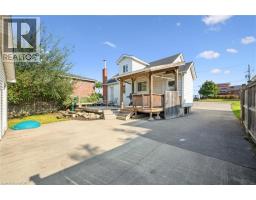 380 DUNDAS Street S - 27