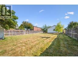 380 DUNDAS Street S - 32