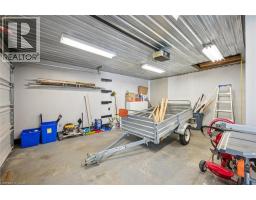 380 DUNDAS Street S - 36