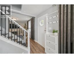 380 DUNDAS Street S - 5