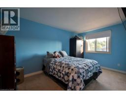 130 KINGSWOOD Drive UnitNo. 33 - 11