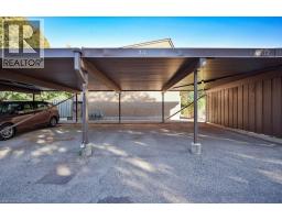 130 KINGSWOOD Drive UnitNo. 33 - 17