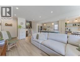 76 KENWOOD Drive - 20