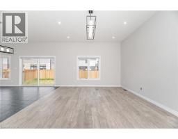 101 SASS Crescent - 14