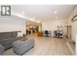 296 DUMFRIES Avenue - 5