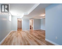 2 VALEBROOK Street - 25
