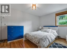 28 MEADOW Crescent - 23