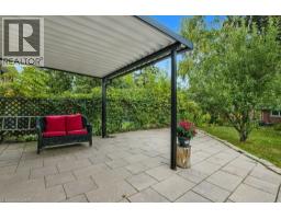 28 MEADOW Crescent - 35