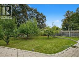 28 MEADOW Crescent - 37