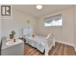 38 FAIRLAWN Road - 18