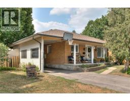 38 FAIRLAWN Road - 3