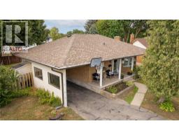 38 FAIRLAWN Road - 47