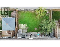 33 BANKSIDE Drive - 25