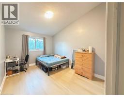 33 BANKSIDE Drive - 35