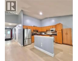 33 BANKSIDE Drive - 40
