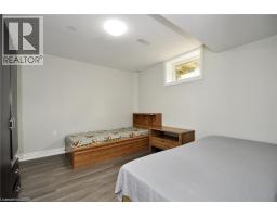 33 BANKSIDE Drive - 6