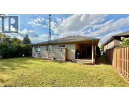 4 ORCHARD Crescent - 34