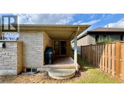 4 ORCHARD Crescent - 36