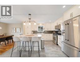 28 LYNDEN HILL Crescent - 15