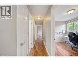28 LYNDEN HILL Crescent - 16
