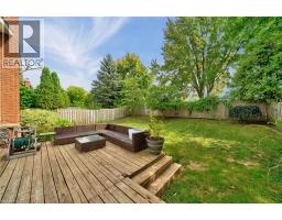 28 LYNDEN HILL Crescent - 34