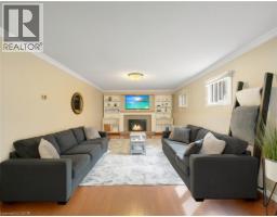 28 LYNDEN HILL Crescent - 35