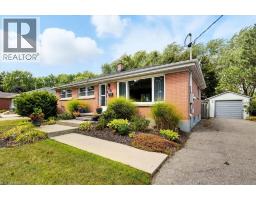 56 HILLIER Crescent - 1