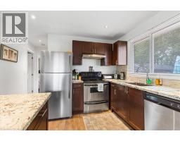 56 HILLIER Crescent - 10