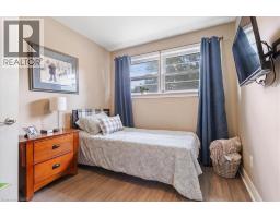 56 HILLIER Crescent - 13