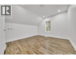 324 VICTORIA Street S - 17
