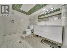324 VICTORIA Street S - 28