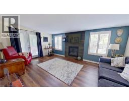 27 HEPBURN Avenue - 2