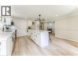 433 MIDWOOD Crescent UnitNo. A - 20