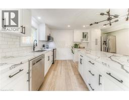 433 MIDWOOD Crescent UnitNo. A - 21