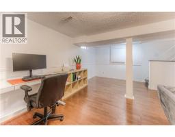 433 MIDWOOD Crescent UnitNo. A - 40
