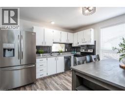 197 SILVER ASPEN Crescent - 11