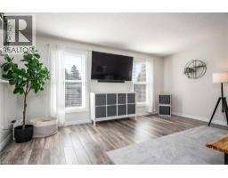 197 SILVER ASPEN Crescent - 3
