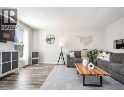 197 SILVER ASPEN Crescent - 4