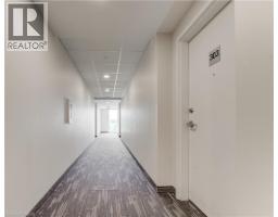 5 WAKE ROBIN Drive UnitNo. 303 - 25