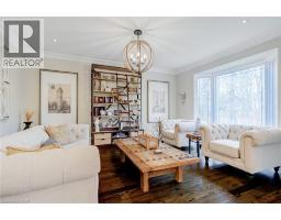 18 ELDER Crescent - 12