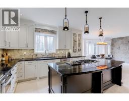 18 ELDER Crescent - 14