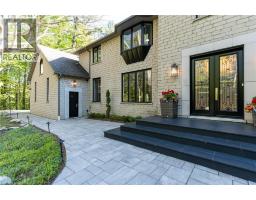 18 ELDER Crescent - 9