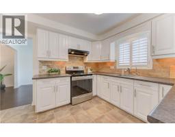 43 WINDING Way - 12