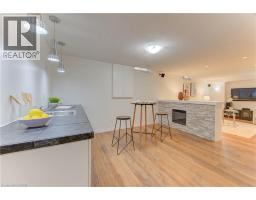 43 WINDING Way - 28
