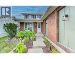 43 WINDING Way - 4