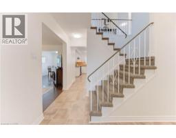 43 WINDING Way - 5