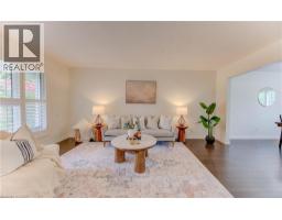 43 WINDING Way - 6