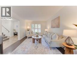 43 WINDING Way - 8