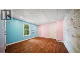19 ALMA Street S - 16